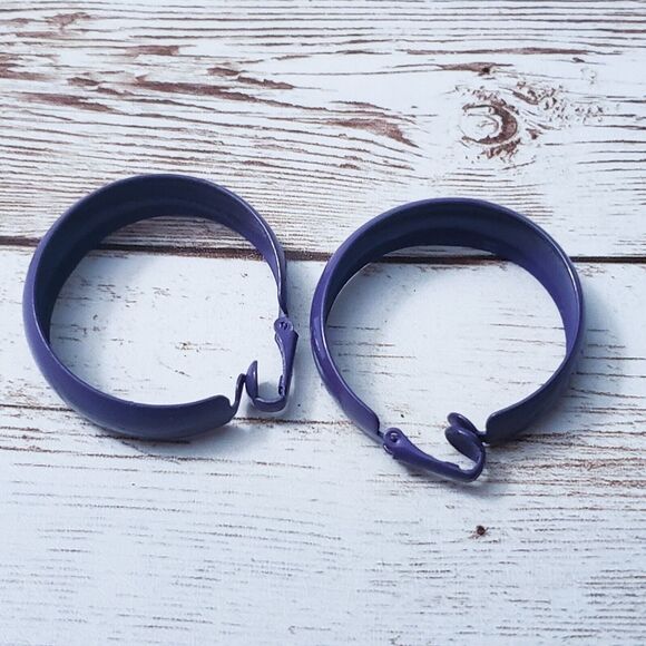 Vintage Clip On Earrings - Retro Purple Hoops 1 & 3/8" - Picture 5 of 8